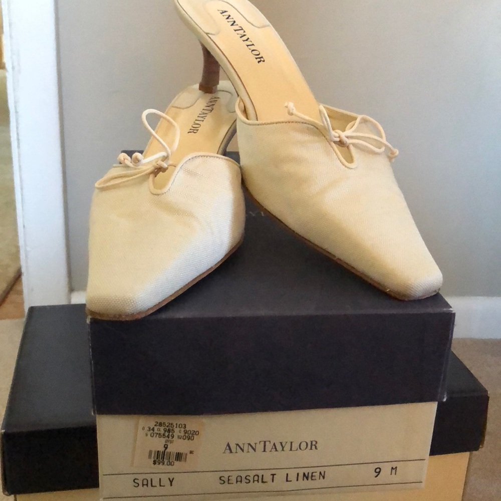 Women’s shoes